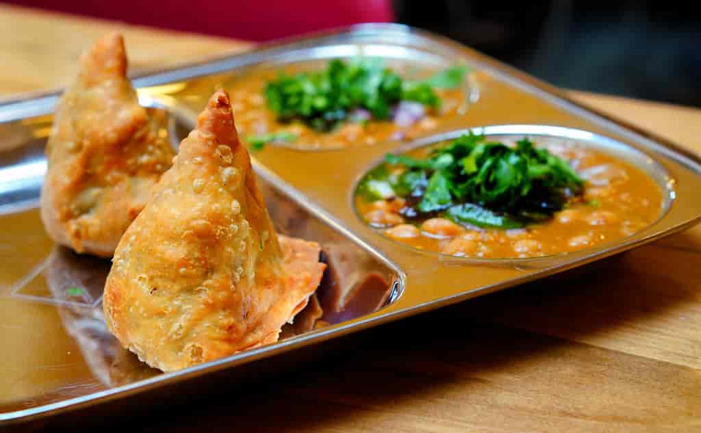 Vada Pav, How to eat Street Food in India without getting sick?​