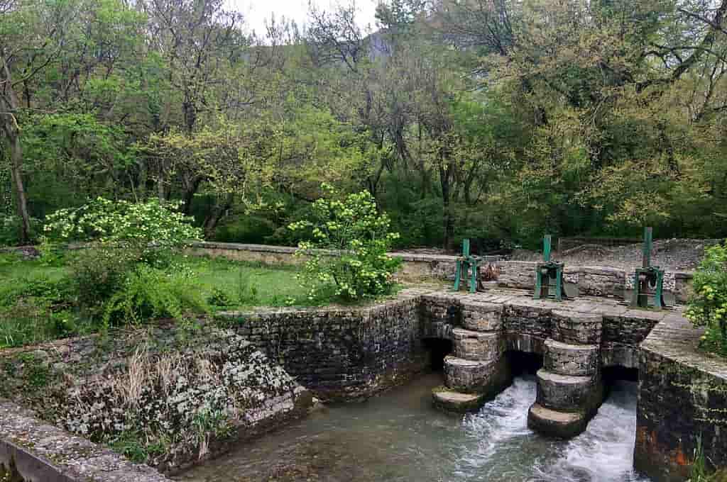 srinagar me tourist places