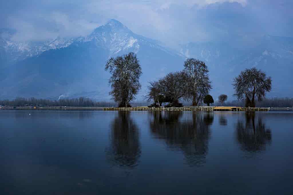 places to visit in srinagar in india