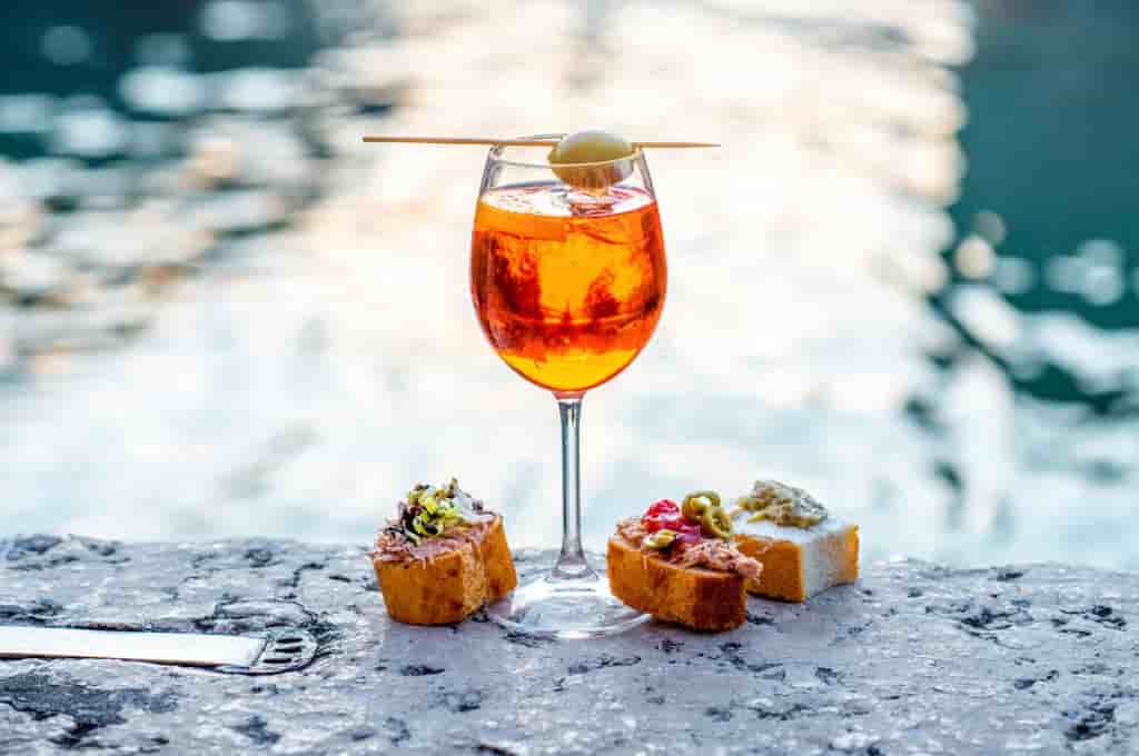 Spritz Aperol with cicchetti