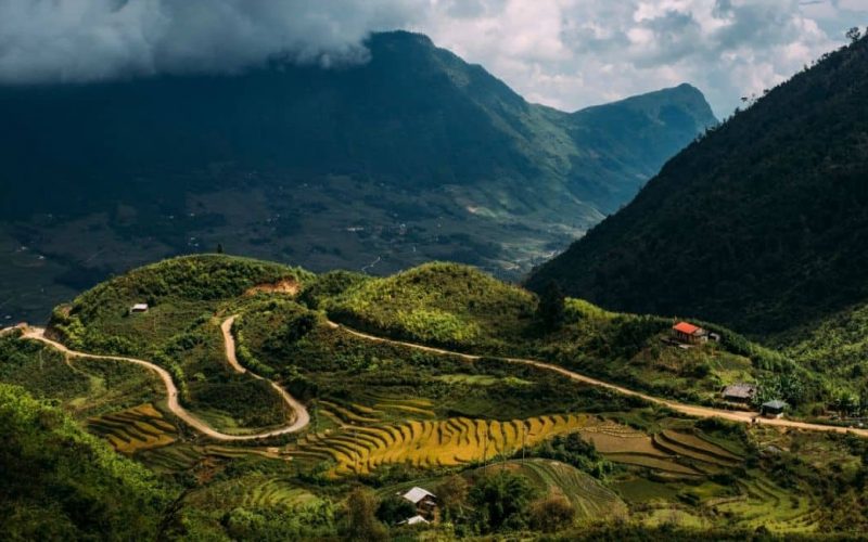 Untitled design-min Vietnam, Best Places to Travel on Budget